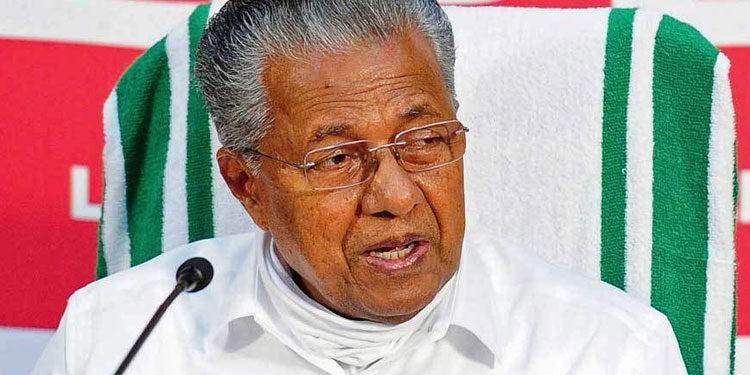 വാക്സീൻ എടുക്കാത്തവർ പോസിറ്റീവായാൽ ചികിത്സ ചെലവ് സ്വയം വഹിക്കണം ; നിലപാട് വ്യക്തമാക്കി മുഖ്യമന്ത്രി