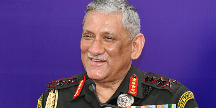 ബിപിൻ റാവത്തിന്റെ മരണം സ്ഥിരീകരിച്ചു ; കുനൂർ ഹെലികോപ്റ്റർ ദുരന്തത്തിൽ മരണം 13