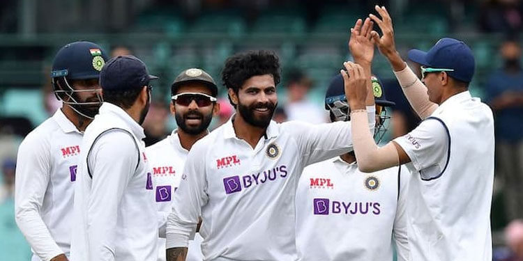 ദക്ഷിണാഫ്രിക്കന് പര്യടനത്തിന് മുമ്പ് ഇന്ത്യക്ക് തിരിച്ചടി ; മൂന്ന് പ്രമുഖ താരങ്ങള്ക്ക് പരിക്ക്