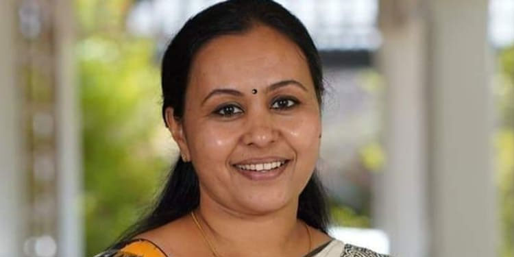 സംസ്ഥാനത്ത് കൊവിഡ് മരുന്നിന് ക്ഷാമമില്ല :  വിശദീകരിച്ച് മന്ത്രി വീണ ജോർജ്