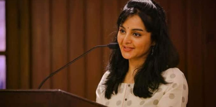 അക്രമിക്കപ്പെട്ട നടിക്ക് പിന്തുണയുമായി മഞ്ജു വാര്യര്‍