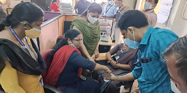 എംജി സർവകലാശാല കൈക്കൂലി ; ജീവനക്കാരിക്ക് സ്ഥാനക്കയറ്റം ലഭിച്ചത് ഇടത് സംഘടനയുടെ ഇടപെടലിൽ