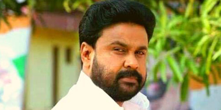 ദിലീപിനെ കസ്റ്റഡിയില്‍ വേണമെന്ന് പ്രോസിക്യൂഷന്‍ ;  മുന്‍കൂര്‍ ജാമ്യഹര്‍ജി നാളെ വീണ്ടും പരിഗണിക്കും