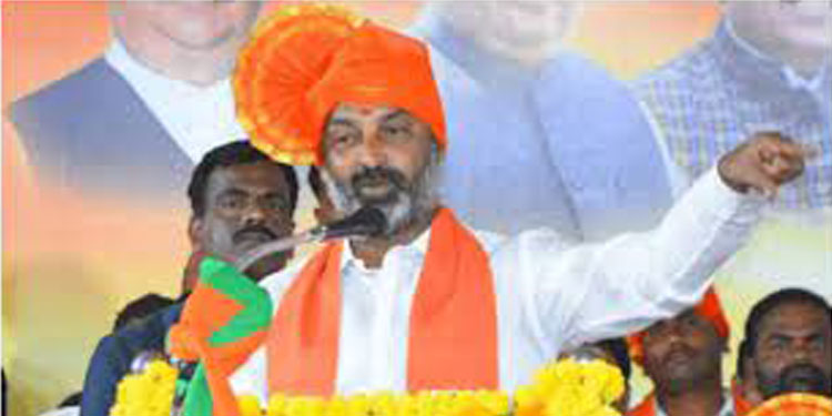 തെലങ്കാന ബിജെപി അധ്യക്ഷന്റെ അറസ്റ്റ് ; പ്രതിഷേധത്തിന് നേതൃത്വം നൽകാൻ ജെപി നദ്ദ