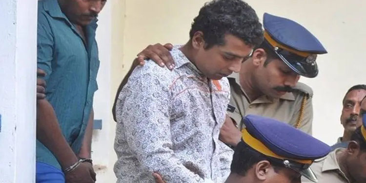 ബാലചന്ദ്രകുമാറിനെ കണ്ടിട്ടുണ്ടെന്ന് പള്‍സര്‍ സുനി ; ഫോൺ സംഭാഷണം പുറത്ത്