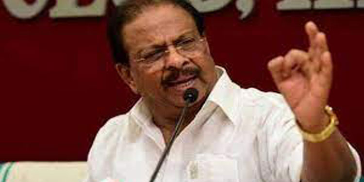 കലാപത്തിന്റെ കത്തി ആദ്യം താഴെ വെയ്‌ക്കേണ്ടത് സിപിഎം : സുധാകരന്‍