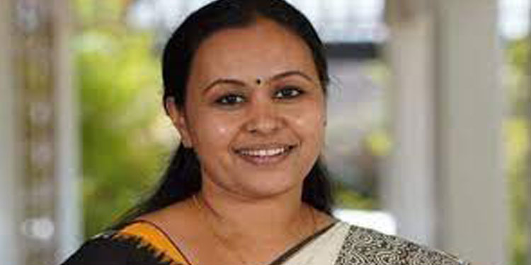 കൊവിഡ് കേസുകളില് ആശങ്ക വേണ്ട ; രാഷ്ട്രീയകക്ഷി ഭേദമന്യേ നിയന്ത്രണങ്ങള് എല്ലാവര്ക്കും ബാധകം : ആരോഗ്യമന്ത്രി