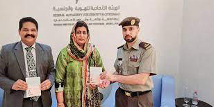മലയാളി സംരംഭകനും ഭാര്യക്കും യുഎഇ ഗോൾഡൻ വീസ