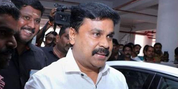 ദിലീപിന്‍റെ മുന്‍കൂര്‍ ജാമ്യഹര്‍ജി ഉച്ചയ്ക്ക് പരിഗണിക്കും ; പ്രോസിക്യൂഷന്‍ ആവശ്യപ്രകാരം നടപടി