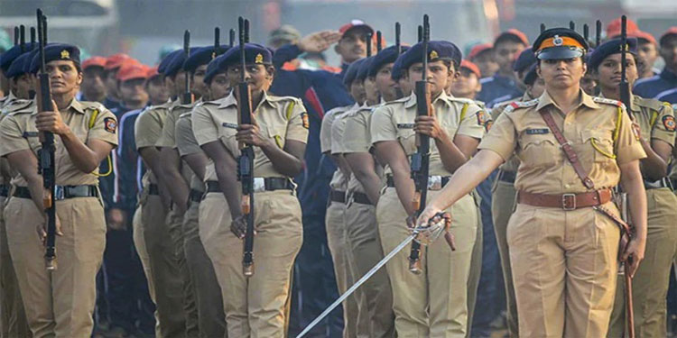 മഹാരാഷ്ട്രയിൽ വനിതാ പോലീസുകാരുടെ ഡ്യൂട്ടി സമയം വെട്ടിക്കുറച്ചു