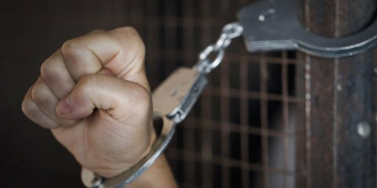 പണം ഇരട്ടിപ്പിച്ച് നല്‍കാമെന്ന വ്യാജേന തട്ടിപ്പ് ;  ആറ് പ്രവാസികള്‍ അറസ്റ്റില്‍