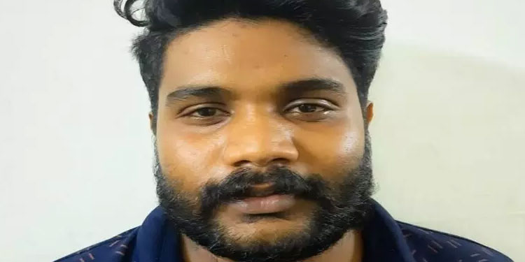 വാഹനം തടഞ്ഞു നിർത്തി പണമടങ്ങിയ ബാഗ് കവർച്ച ചെയ്ത കേസിൽ ഒളിവിലായിരുന്ന പ്രതി അറസ്റ്റിൽ