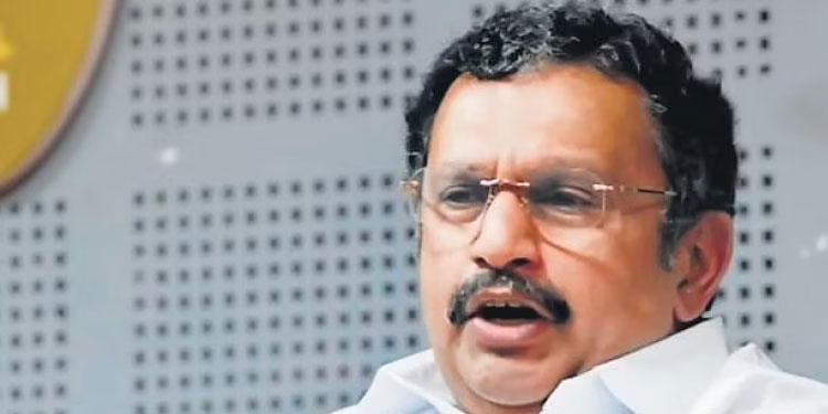 കേരളം നാഥനില്ലാ കളരിയായി മാറി ;  ആരോഗ്യവകുപ്പിനെതിരെ ഗുരുതര ആരോപണവുമായി കെ മുരളീധരൻ എം പി
