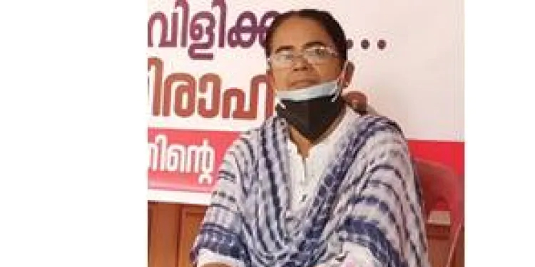 തോട്ടുവ പള്ളിയിൽ അനിശ്ചിതകാല നിരാഹാരവുമായി മതബോധന അധ്യാപിക