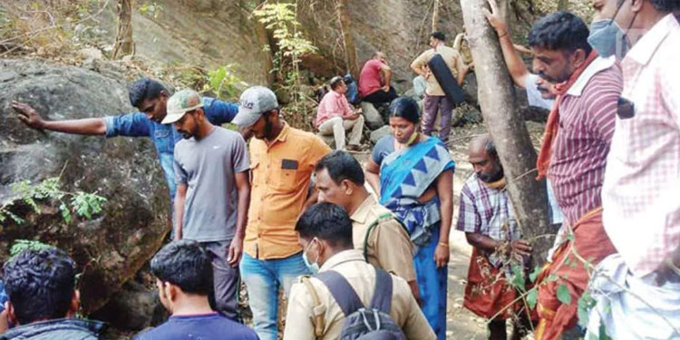 മുതലമടയില്‍ കണ്ടെത്തിയ തലയോട്ടി ശാസ്ത്രീയ പരിശോധനയ്ക്ക്