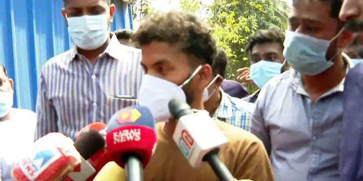 ‘ വനത്തിൽ അതിക്രമിച്ചു കടന്നു ‘ ;  ചെറാട് മലയിൽ കുടുങ്ങിയ ബാബുവിനെതിരെ കേസ്