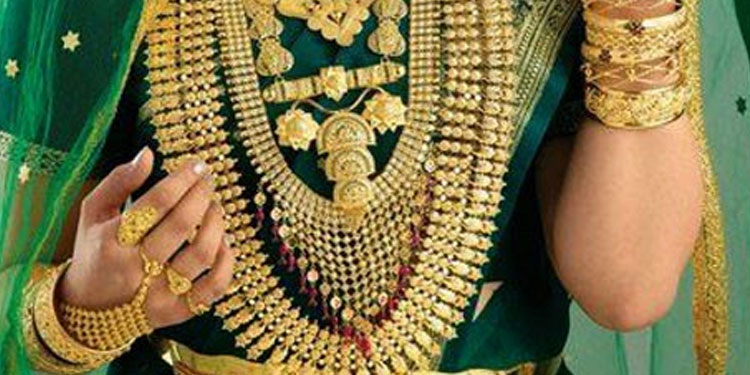 ആദ്യരാത്രി കഴിഞ്ഞ് വരന്‍ സ്വര്‍ണ്ണവും പണവുമായി മുങ്ങി
