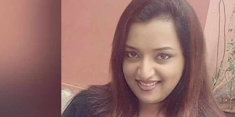 ‘ കാരണം പറയാനാകില്ല ‘ ; സ്വപ്നക്കുവേണ്ടി ഹാജരാകുന്ന അഭിഭാഷകൻ പിന്മാറി