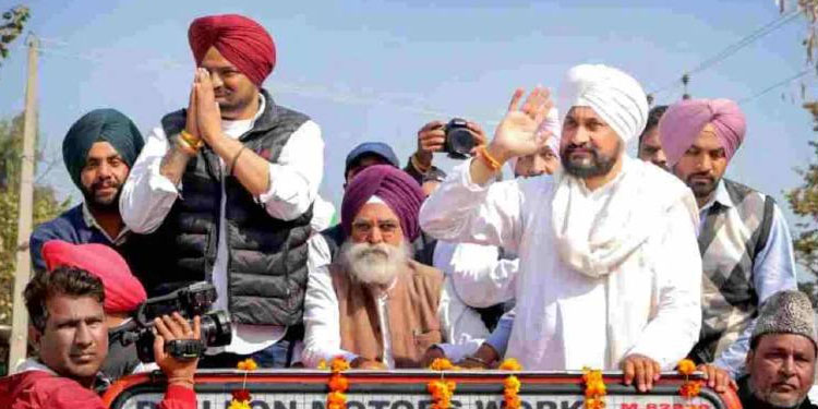പഞ്ചാബ് മുഖ്യമന്ത്രിക്കെതിരെ തെരഞ്ഞെടുപ്പ് ചട്ടലംഘനത്തിന് കേസ്