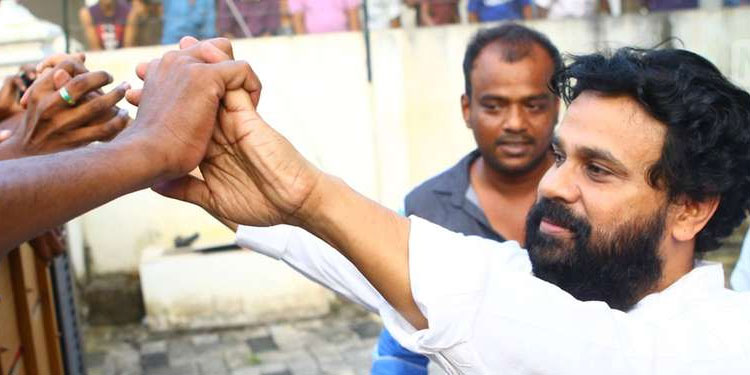 തുടരന്വേഷണത്തിന് തടസ്സം നിൽക്കുന്നതെന്തിനെന്ന് ദിലീപിനോട് കോടതി :  ഹർജിയിൽ കക്ഷി ചേർന്ന് നടി