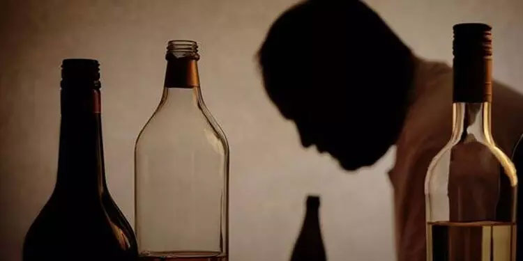 മദ്യമെന്ന് കരുതി ആസിഡ് കുടിച്ചയാൾ മരിച്ചു