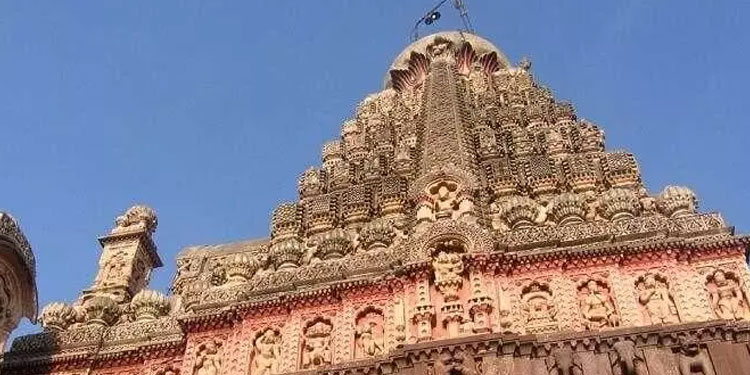 ക്ഷേത്രപ്രവേശനവുമായി ബന്ധപ്പെട്ട തർക്കം :  ദലിതരെ ബഹിഷ്കരിച്ച് ഗ്രാമവാസികൾ
