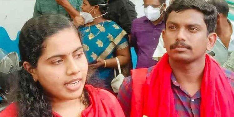 വിവാഹം പ്രഖ്യാപിച്ചു ;  മേയർ ആര്യ രാജേന്ദ്രനെതിരെ രൂക്ഷമായ സൈബർ ആക്രമണം