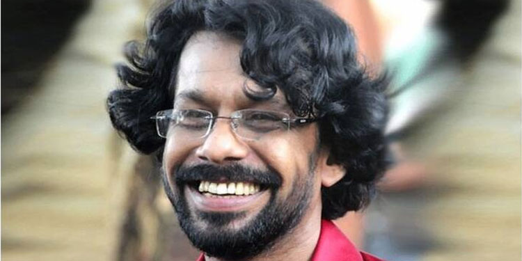 സംവിധായകൻ സുവീരന്റെ വീട്ടിൽ ആർഎസ്എസ് അതിക്രമം ; 20 പേർക്കെതിരെ കേസ്