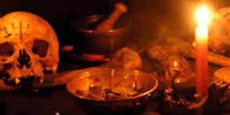 രണ്ടര വയസുകാരിക്ക് മര്‍ദനമേറ്റത് മന്ത്രവാദത്തിന്റെ ഭാഗമായെന്ന് സംശയിക്കുന്നതായി ബന്ധുക്കള്‍