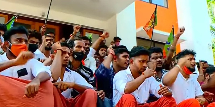 കാസര്‍ഗോഡ് ബിജെപിയില്‍ ഭിന്നത രൂക്ഷം ; സമവായനീക്കം ശക്തമാക്കി നേതൃത്വം