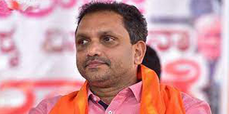 ബാഗേജ് വിട്ടുനല്‍കാന്‍ മുഖ്യമന്ത്രിയുടെ ഓഫീസില്‍ നിന്ന് വിളിച്ചു ; ആരോപണം ആവര്‍ത്തിച്ച് കെ സുരേന്ദ്രന്‍