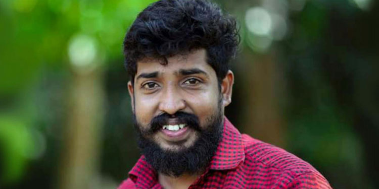 യുവതിയെ പിഡീപ്പിച്ച കേസിൽ  ശ്രീകാന്ത് വെട്ടിയാർക്ക് മുൻകൂർ ജാമ്യം