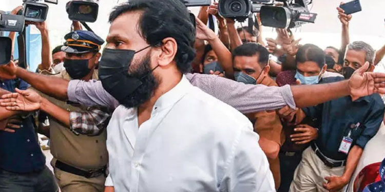 ദിലീപിന്റെ ഫോണുകള്‍ ഫൊറന്‍സിക് ലാബില്‍ പരിശോധിക്കണം ; ക്രൈംബ്രാഞ്ച് മജിസ്ട്രേറ്റ് കോടതിയില്‍