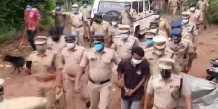 വണ്ടിപ്പെരിയാറിൽ ആറ് വയസ്സുകാരിയെ ബലാത്സംഗം ചെയ്ത് കൊലപ്പെടുത്തിയ സംഭവം ; പോലീസിനെ വിമർശിച്ച് കോടതി