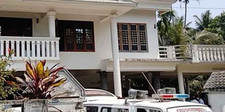 സാമ്പത്തിക ബാധ്യത ; കൊടുങ്ങല്ലൂരിൽ നാലംഗ കുടുംബം വിഷവാതകം ശ്വസിച്ച് മരിച്ചനിലയിൽ