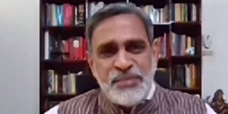 പോളണ്ട് അതിർത്തിയിലേക്ക് നീങ്ങരുത് ; എംബസിയുടെ അനുവാദം കാക്കണം : വേണു രാജാമണി