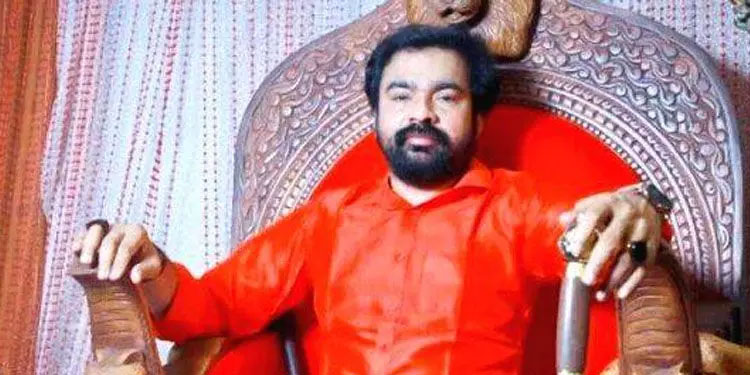 പീഡനക്കേസ്​ ജാമ്യഹരജികൾ കോടതിമുറിയിൽ പരിഗണിക്കണമെന്ന്​ മോൻസ​ൺ ; 22ലേക്ക്​ മാറ്റി