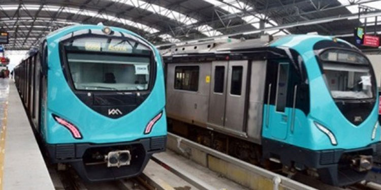 വനിതാ ദിനം :  കൊച്ചി മെട്രോയിൽ സ്ത്രീകൾക്ക് സൗജന്യ യാത്ര