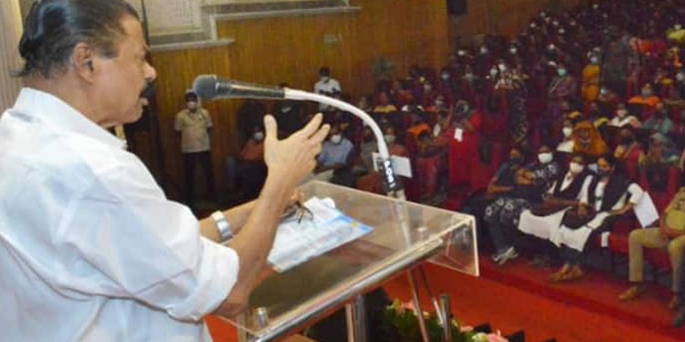 ‘ ജനങ്ങളെ ഭരിക്കാനുള്ളതല്ല, സേവിക്കാനുള്ളതാണ് ‘ ;  തദ്ദേശ  ഭരണകൂടങ്ങളെ ഓർമ്മിപ്പിച്ച് മന്ത്രി എം വി ഗോവിന്ദന്‍