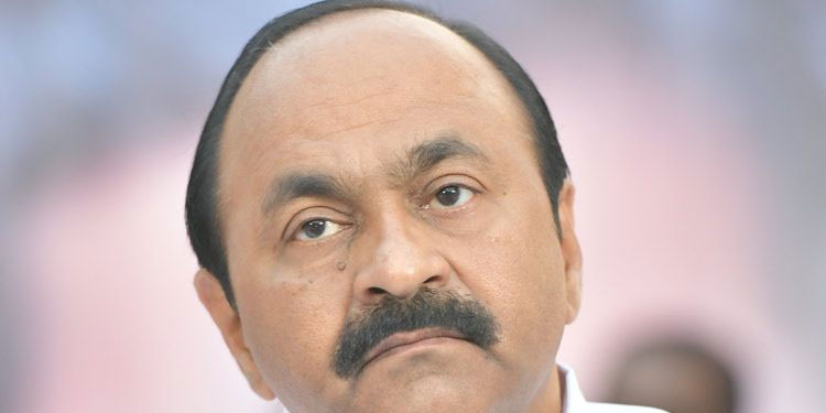 ‘ തന്‍റെ പേരില്‍ ഗ്രൂപ്പില്ല ‘ ; കേരളത്തിലെ കോണ്‍ഗ്രസ്സില്‍ ഇനി ഗ്രൂപ്പുണ്ടാകില്ലെന്നും വി ഡി സതീശന്‍