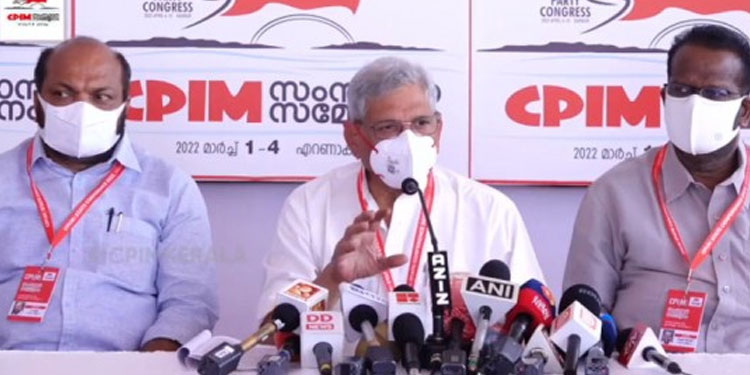 റഷ്യ ഉക്രയ്‌നിൽ വെടിനിര്‍ത്തലിന് തയ്യാറാകണം ;  അമേരിക്കയുടെ ലക്ഷ്യം നാറ്റോയുടെ വ്യാപനം – യെച്ചൂരി