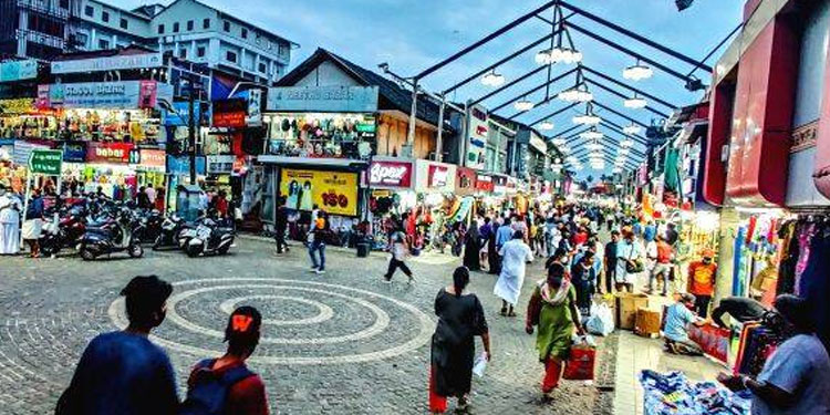 മിഠായിത്തെരുവിനെ ഉണർത്താൻ നൈറ്റ്‌ ഷോപ്പിങ്‌ ഫെസ്‌റ്റിവൽ