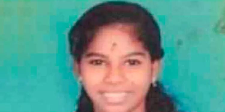 മാതാപിതാക്കളുടെ കൺമുന്നിൽ മകൾ കിണറ്റിൽ ചാടി മരിച്ചു