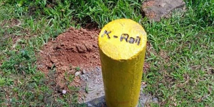 11 അംഗ കരുതൽ പട , കൺട്രോൾ റൂം ; കെ റെയില്‍ വിരുദ്ധ സമരം ശക്തിപ്പെടുത്താന്‍ കോഴിക്കോട് ഡിസിസി