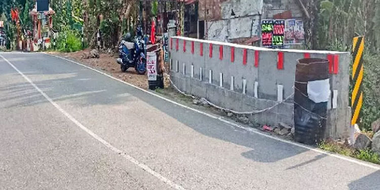 ശബരിമല പാതയിലെ അപകട കനാല്‍പാലം : സംരക്ഷണഭിത്തി നിര്‍മിച്ചു