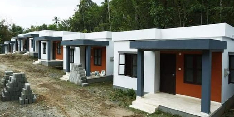 ഉരുൾപൊട്ടലിൽ തകർന്ന കരിഞ്ചോല മലക്കാർക്ക് ആശ്വാസം, 20 കുടുംബങ്ങൾക്ക് സ്വന്തം വീടായി