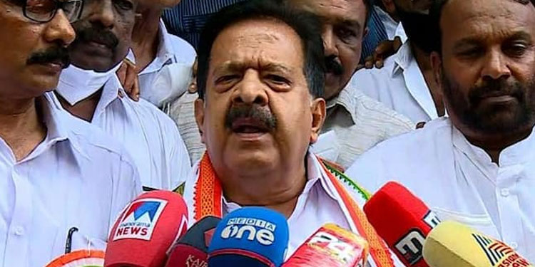 കെ റെയിൽ : സമരത്തിലെ തീവ്രവാദ സംഘടനകൾ ഏതൊക്കെയെന്ന് മന്ത്രി റിയാസ് വ്യക്തമാക്കണം :  ചെന്നിത്തല