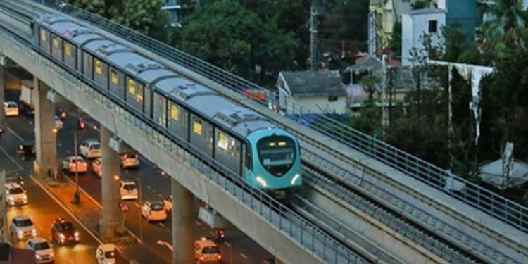 മെട്രോ തൂണിലെ ചരിവ് ; കൊച്ചി മെട്രോ ഒന്നാംഘട്ടത്തിലെ തൂണുകളുടെ പരിശോധന ആരംഭിച്ചു