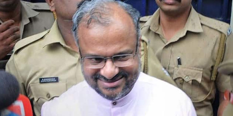 കന്യാസ്ത്രീയുടെ ചിത്രങ്ങള്‍ വെളിപ്പെടുത്തിയ കേസ് ;  രണ്ട് കന്യാസ്ത്രികളെ പ്രതിചേർത്ത കേസ് ഹൈക്കോടതി റദ്ദാക്കി