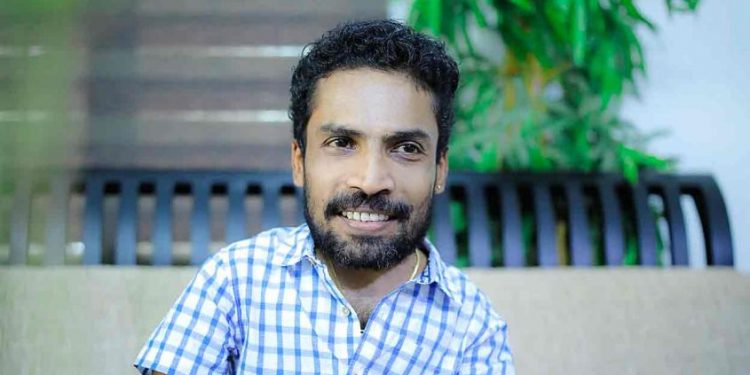 ഗിന്നസ് പക്രുവിന്റെ കാര്‍ തിരുവല്ലയിൽ അപകടത്തില്‍പ്പെട്ടു